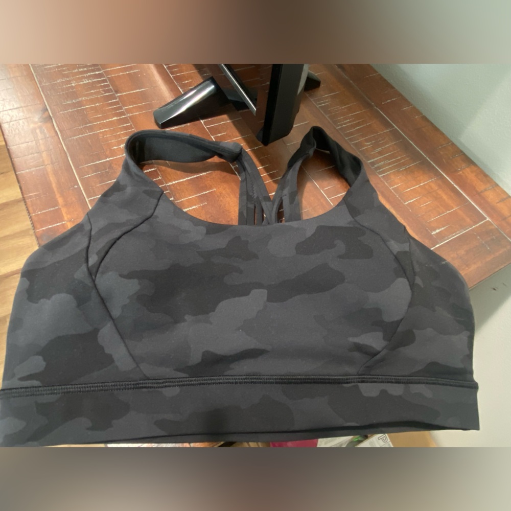 Free to be elevated lululemon size 10 sports bra